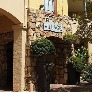 https://the-village-apartments.hotels-capetown.com